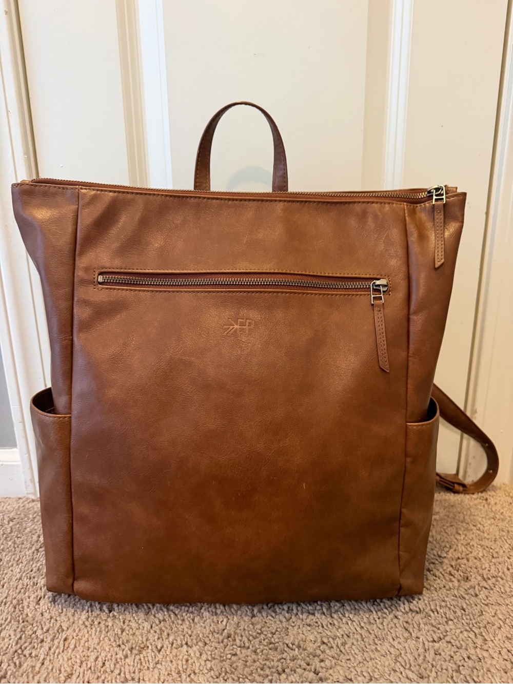 Freshly picked minimal diaper bag